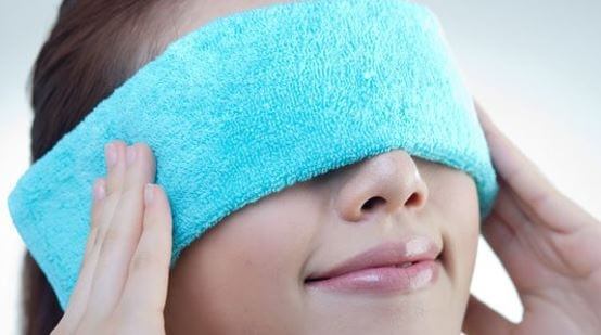 Các hướng dẫn chăm sóc giảm nhẹ triệu chứng đau mắt đỏ mà người bệnh nhất định phải biết - Ảnh 2.