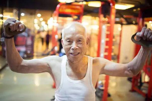 Sau 60 tuổi có nên tập gym? - Ảnh 1.
