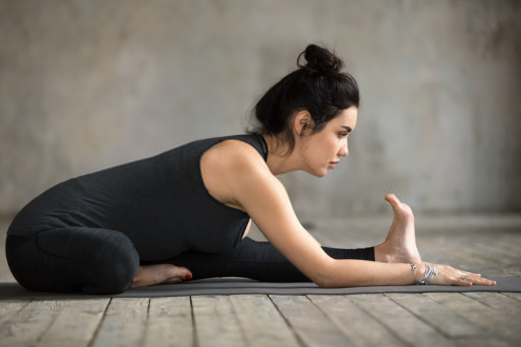 9 bài tập Yoga tốt cho tử cung có thể bạn chưa biết - Ảnh 2.
