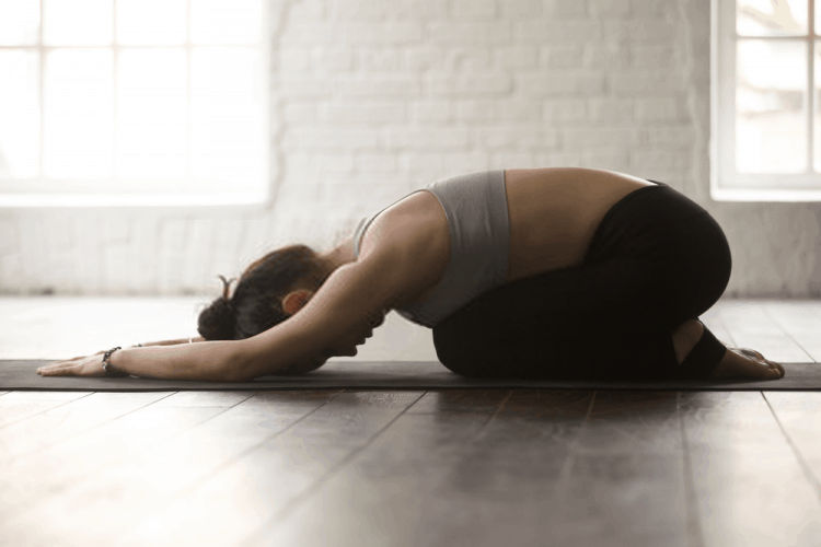 9 bài tập Yoga tốt cho tử cung có thể bạn chưa biết - Ảnh 7.
