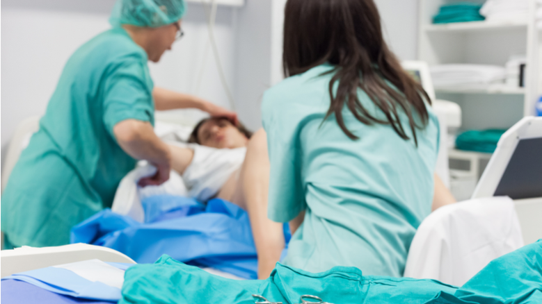 Sinh thường phải rạch tầng sinh môn? Gợi ý cách đẻ thường không bị rạch cho mẹ bầu - Ảnh 2.