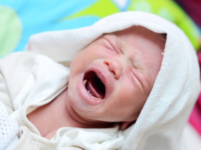 Bé sơ sinh bị tiêu chảy có nguy hiểm không? Tất tần tật những thông tin cần biết về tiêu chảy ở trẻ sơ sinh - Ảnh 2.