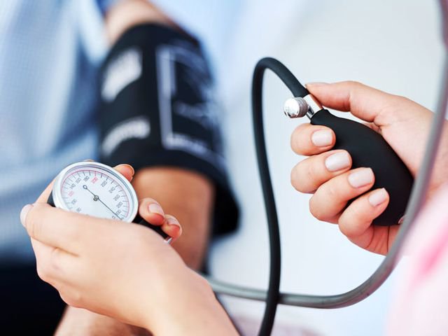 Huyết áp bao nhiêu là bình thường? Những thông tin về huyết áp - Ảnh 1.