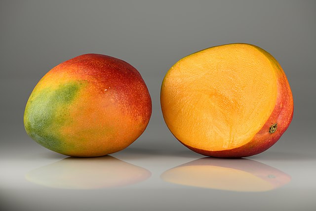 4 loại trái cây mùa hè dù tốt đến mấy cũng không nên ăn nhiều, có cả &quot;vua của các loại trái cây&quot; - Ảnh 4.