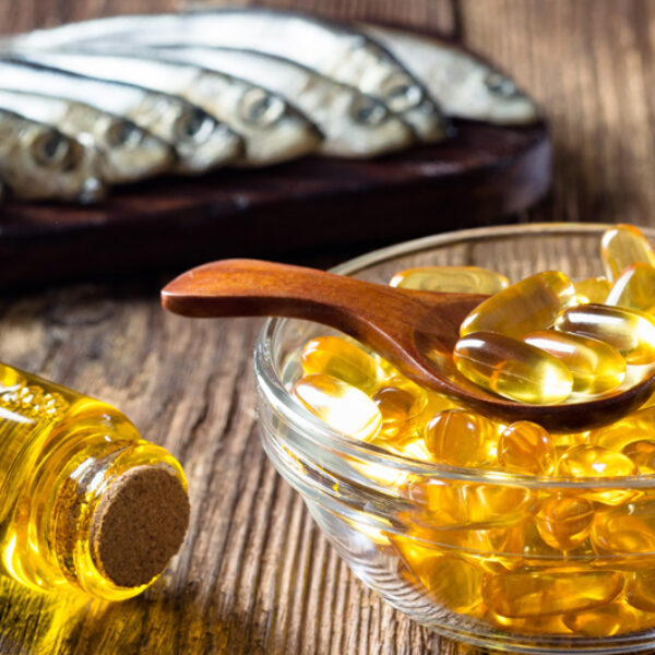 Dầu cá: Cực giàu omega-3, mùa lạnh nên bổ sung phòng ngừa đau tim, đột quỵ - Ảnh 7.