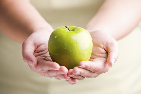 Ăn táo đúng cách để tối đa chất dinh dưỡng  - Ảnh 2.