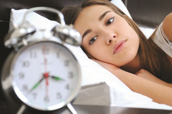 chữa bệnh khó ngủ ở thanh niên