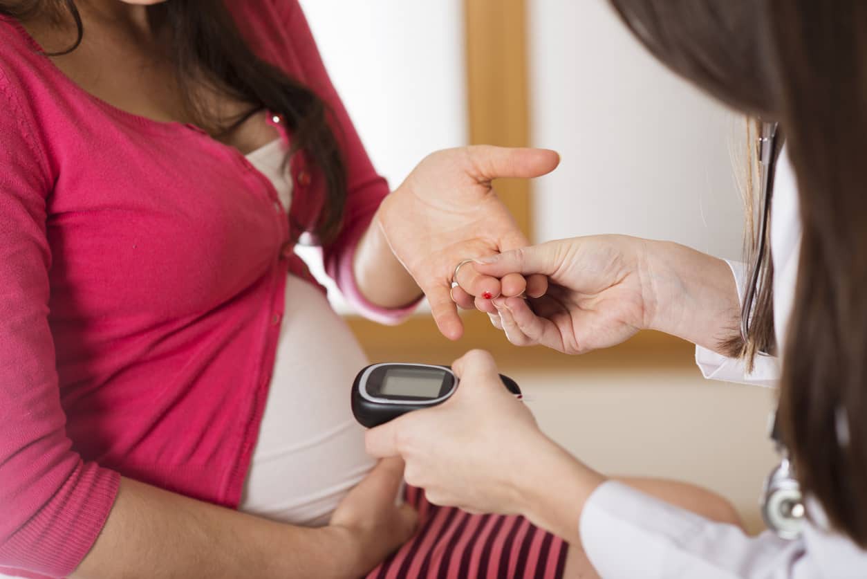 Cách phòng tránh tiểu đường thai kỳ cho mẹ bầu - Ảnh 6.