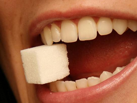 Cần làm gì để phòng ngừa sâu răng cho trẻ nhỏ? - Ảnh 1.