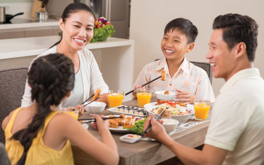Hướng dẫn ăn canh đúng cách, những ai cần lưu ý khi ăn canh
