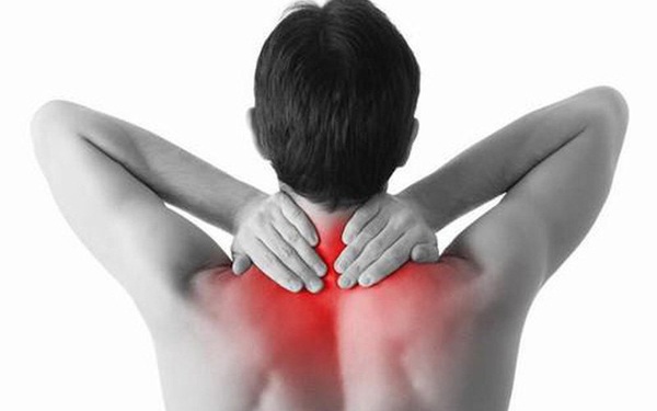BS Wynn hướng dẫn tập trị liệu giảm đau lưng như thế nào?