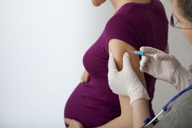 Tiêm phòng cúm khi mang thai có an toàn không? - Ảnh 4.