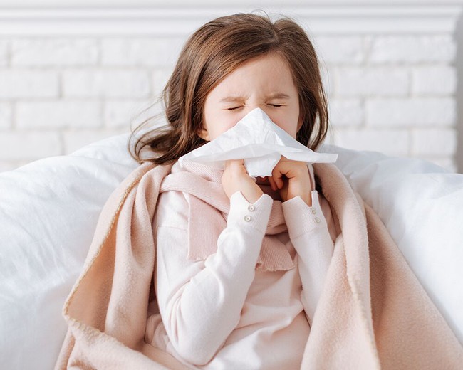 Cúm thường và cúm A: Phân biệt dấu hiệu, nguyên nhân và cách phòng tránh - Ảnh 4.