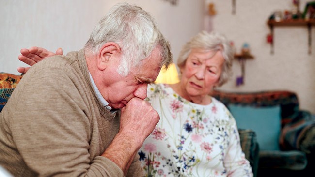 Quản lý COPD ở người cao tuổi: Cải thiện chất lượng cuộc sống thông qua tự kiểm soát - Ảnh 1.