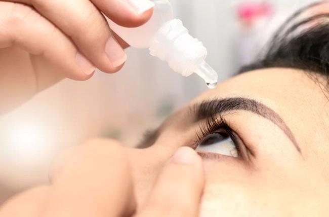 Đau mắt đỏ do kính áp tròng: Nguyên nhân, dấu hiệu nhận biết và cách điều trị - Ảnh 5.