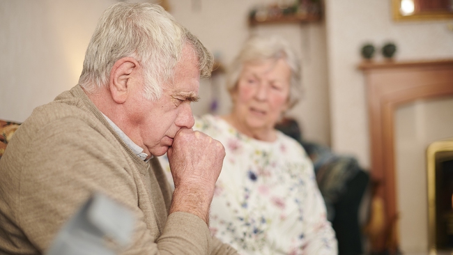 Mối liên hệ giữa tuổi tác và bệnh phổi tắc nghẽn mãn tính COPD - Ảnh 2.