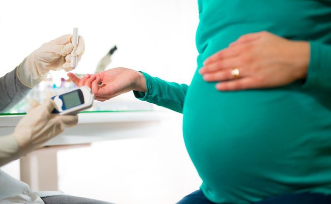 Bệnh viêm phế quản khi mang thai có thể gây ra những biến chứng nguy hiểm - Ảnh 3.