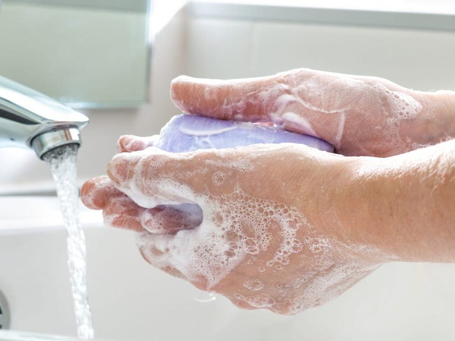 Thời điểm cuối năm nhạy cảm, nên rửa tay đúng cách để phòng tránh các bệnh truyền nhiễm - Ảnh 3.