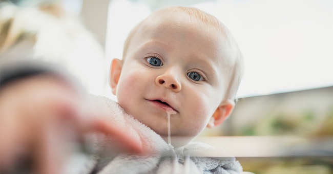 Trẻ sơ sinh bị ọc sữa nhiều: Hướng dẫn cách trị ọc sữa ở trẻ sơ sinh hiệu quả - Ảnh 4.