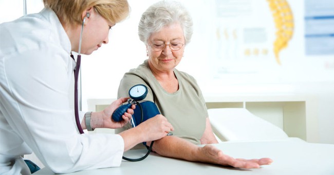 Tìm hiểu chung về huyết áp và nhịp tim của người cao tuổi - Ảnh 4.