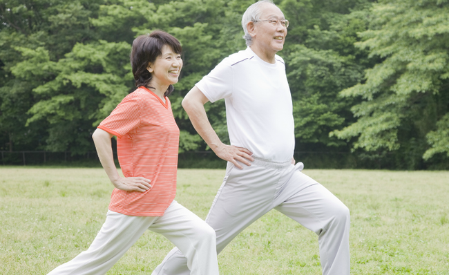5 bài tập dưỡng sinh cho người cao tuổi giúp tăng cường sức khoẻ, tiêu trừ bệnh tật - Ảnh 2.