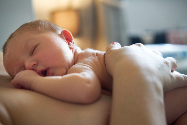 Tất cả những gì bạn cần biết về thời gian ngủ của trẻ sơ sinh - Ảnh 4.