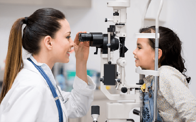 Bệnh nháy mắt ở trẻ em: Nguyên nhân và hướng điều trị - Ảnh 3.