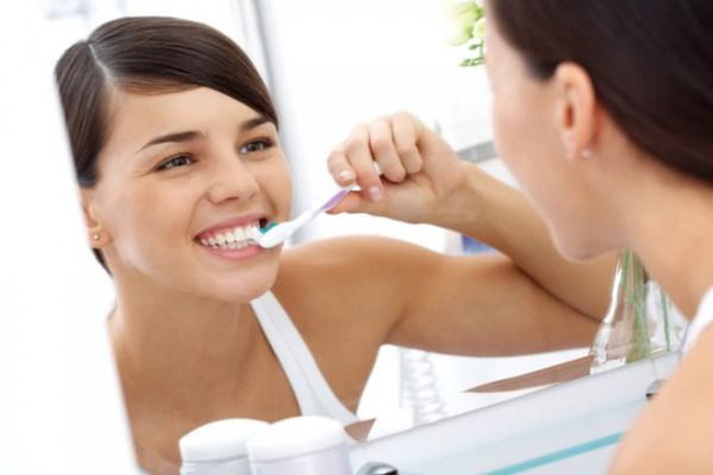 Hướng dẫn cách chữa ê buốt răng sau sinh an toàn, hiệu quả - Ảnh 4.