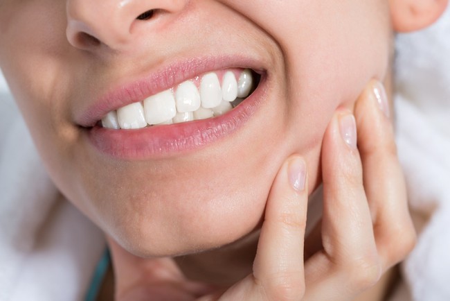 Giải đáp thắc mắc: có nên tẩy trắng răng? Tẩy trắng răng có an toàn không? - Ảnh 3.
