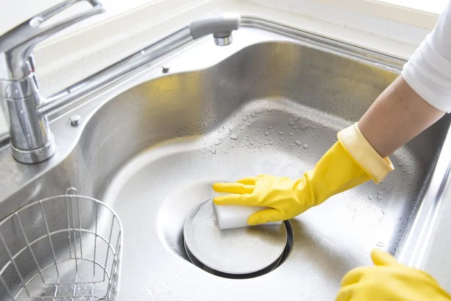 4 'điểm đen' trong căn bếp chứa cả ổ vi khuẩn E.coli, bẩn hơn nhà vệ sinh đến 200.000 lần - Ảnh 2.