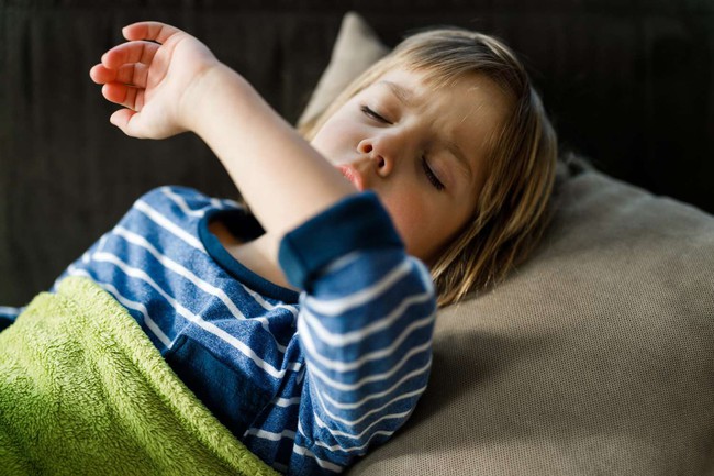 Viêm phổi sau cúm ở trẻ: Cẩn trọng để con không &quot;bệnh chồng bệnh&quot; - Ảnh 2.