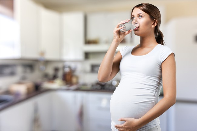 Các biện pháp giảm ho tự nhiên cho mẹ bầu không ảnh hưởng đến thai nhi - Ảnh 3.