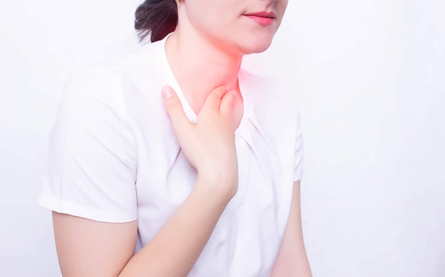 9 dấu hiệu ung thư vòm họng ở phụ nữ không thể bỏ qua - Ảnh 3.