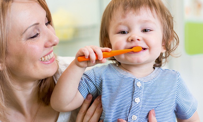 Cách đánh răng cho trẻ 2 tuổi như thế nào? - Ảnh 2.