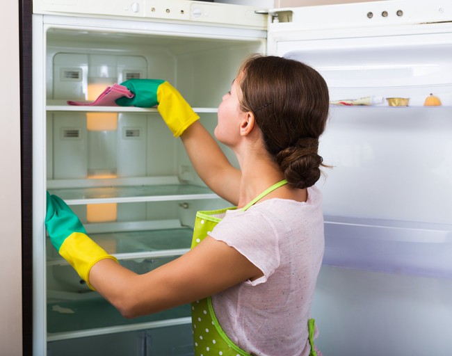Sai lầm khi dùng tủ lạnh vào mùa hè gây ảnh hưởng sức khoẻ - Ảnh 2.