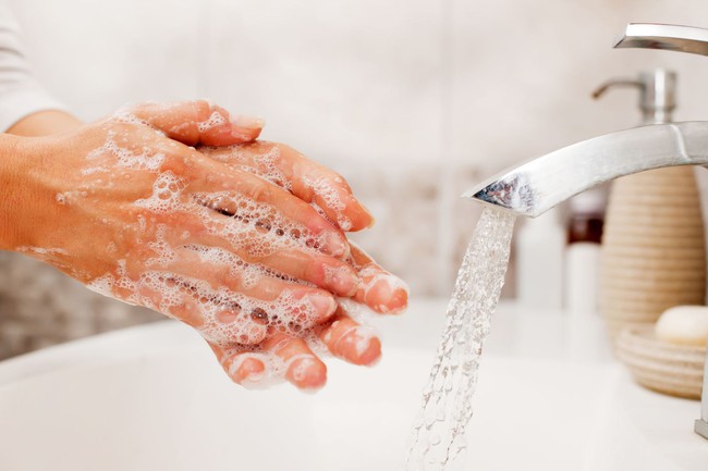 Phát ban do rửa tay: 5 nguyên nhân cần chú ý - Ảnh 6.