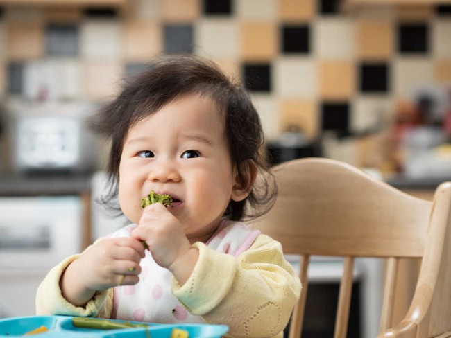 Chăm sóc trẻ bị cúm tại nhà cần lưu ý gì để trẻ nhanh khỏi bệnh? - Ảnh 4.