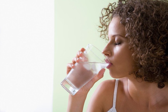 Giảm cân bằng phương pháp Water Fasting - nhịn ăn bằng nước tốt hay gây hại cho sức khoẻ? - Ảnh 3.