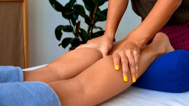 Massage lưu dẫn hệ bạch huyết là gì? Lợi ích và cách thực hiện như thế nào? - Ảnh 3.