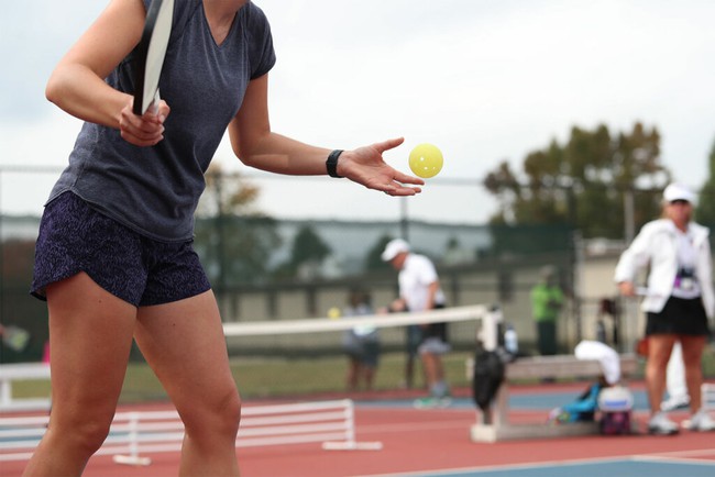 5 chấn thương thường gặp khi chơi Pickleball và cách phòng tránh - Ảnh 3.