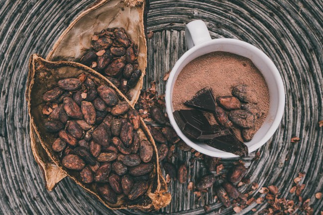 Mùa lạnh, nhâm nhi một cốc cacao nóng để nhận được nhiều lợi ích tuyệt vời của bột cacao đối với sức khỏe - Ảnh 5.