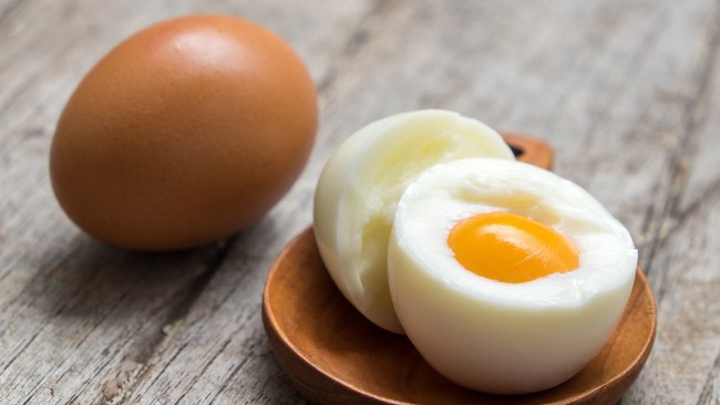 Nếu muốn ăn trứng luộc giảm cân thì đây là những điều bạn không nên bỏ qua - Ảnh 2.