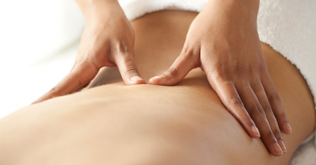 Hướng dẫn cách massage bụng giúp giảm táo bón - Ảnh 4.