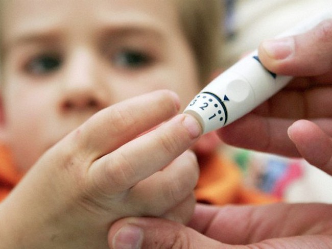 5 dấu hiệu nhận biết sớm bệnh tiểu đường ở trẻ nhỏ - Ảnh 2.