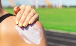 Dị ứng kem chống nắng gây ngứa: Bạn cần làm gì?