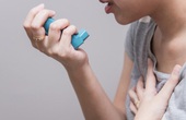Đau ngực, khó thở có phải là dấu hiệu cảm cúm nghiêm trọng hay không?