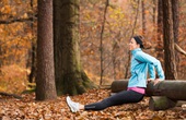 Tập thể dục mùa thu cần lưu ý gì để vừa hiệu quả lại không "tác dụng ngược" với sức khoẻ?