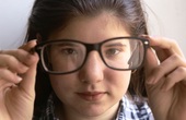 Dại mắt do đeo kính cận: Nguyên nhân và cách khắc phục hiệu quả