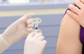 Tác dụng phụ của vaccine MMR II có thể xảy ra khi tiêm phòng rubella