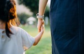 5 kỹ năng phòng tránh xâm hại tình dục cha mẹ cần dạy trẻ